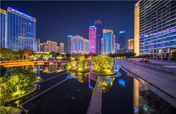 信達(dá)科技&middot;西安高新區(qū)都市之門亮化