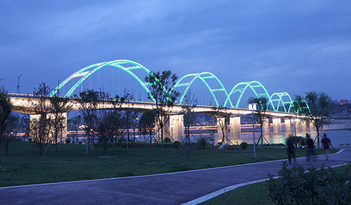 橋梁照明亮化工程應(yīng)該怎么做?